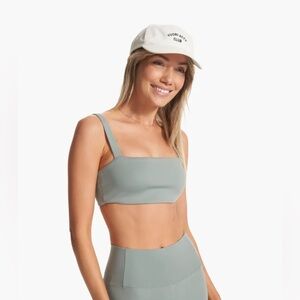 Vuori Evolve Square Neck Bra Fern Small